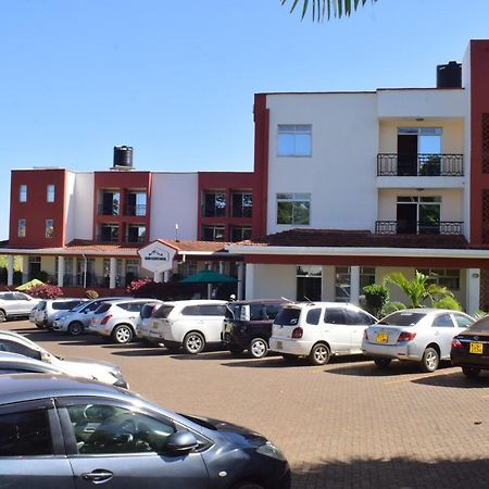 Meru Slopes Hotel Exterior photo