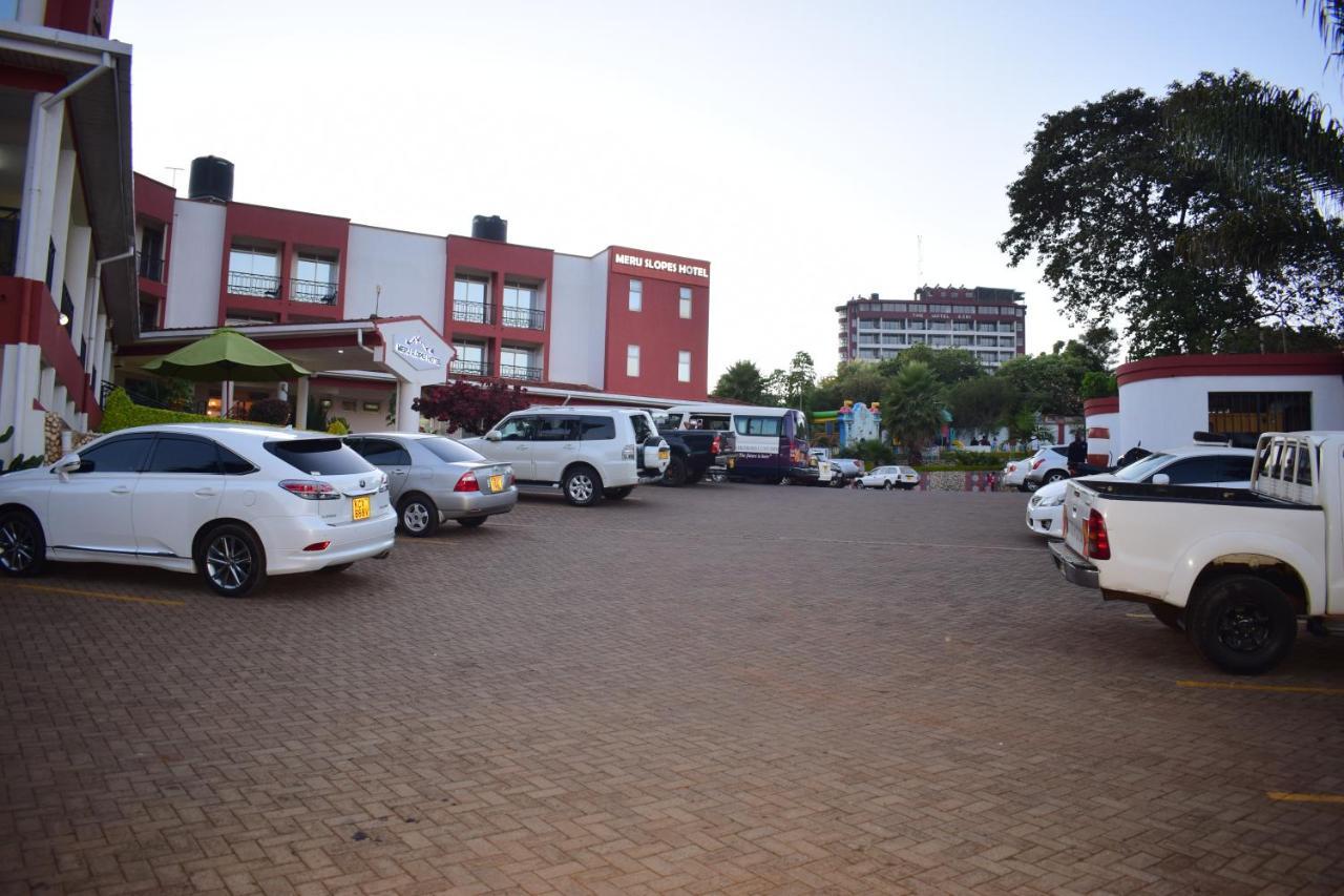 Meru Slopes Hotel Exterior photo