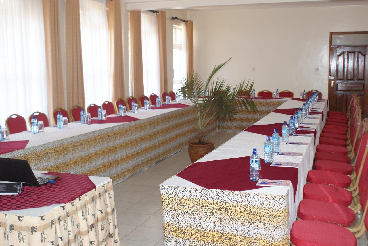 Meru Slopes Hotel Exterior photo