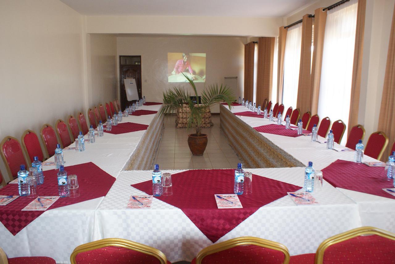 Meru Slopes Hotel Exterior photo