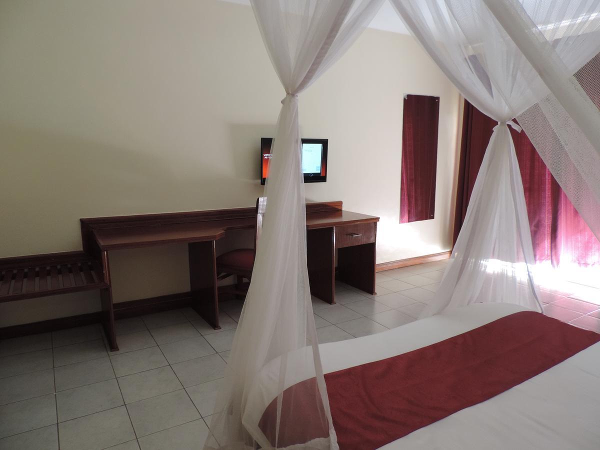 Meru Slopes Hotel Exterior photo